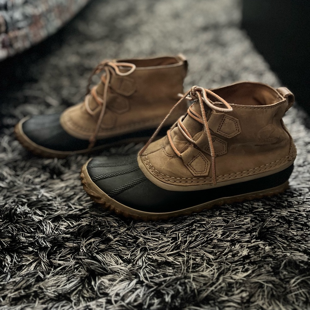 Sorel Out and About Duck Boots 6.5